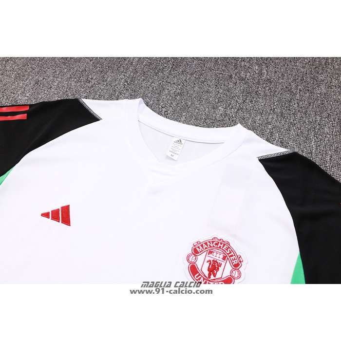 Tuta da Track
 Manchester United Manica Corta
 2023-2024 Bianco
 e 
Nero
 - Pantaloncini
